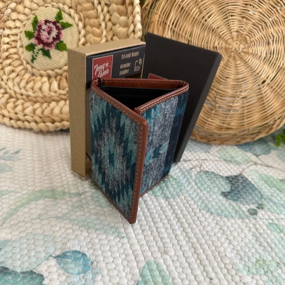 New Tony Lama Tri-Fold Wallet RFID Blue Aztec Canvas Leather Cowboy Western
